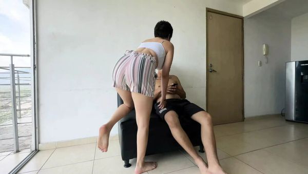 Enjoy watching this complete video of : My Big Ass Latina Stepsister Wants My Huge Cock - Teen Blowjob in Spanish