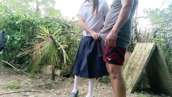 Play the uncut clip : Pinayteens05 College Girl Invites Farmboy For Garden Fuck - Asian Teen Outdoor Sex Goes Viral