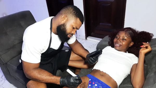 View full movie : Krissyjoh Fucks Her Client with a Big Black Cock After Tattooing Her Ass and Pussy