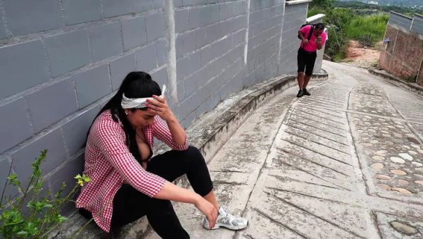 Enjoy watching this uncut movie titled : Tommymiller & MelaniRincon Hot Colombian Pregnant Fuck - Big Tits Amateur MILF Gets Creampie in Missionary