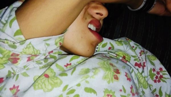 Play this complete clip called : Desi Bhabhi First Time Sex With Devar - Tight Pussy Hindi Audio - Ankita277