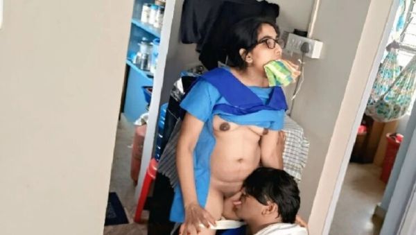 Enjoy watching HD video of : Desi Bengali Classroom Fuck - Bobbypranav Bangs Tight Pussy in College