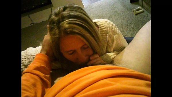 Enjoy watching the complete clip titled : HeyitsJulia Hot Blonde MILF Deep Throat Blowjob & Cum Swallowing