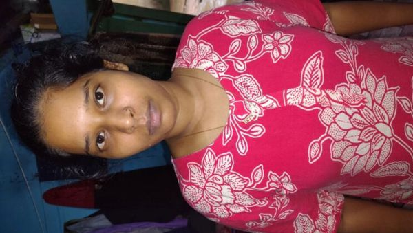 Play this uncut movie : Desi Bhabhi Morning Blowjob - Big Natural Tits & Happy Ending Homemade