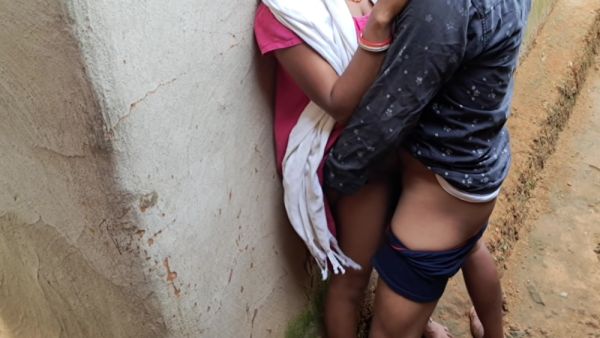 Watch complete video : Chachi Ki Chudai Hot - Valentine S Day