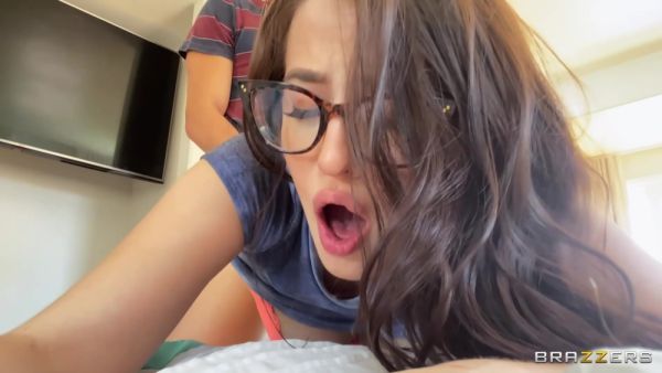 Watch uncensored movie titled : Brunette With Glasses Gets Dicked Down With Aubree Valentine