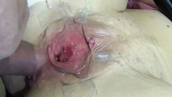 Play full scene of : Deep Keely Extreme Close Up Pussy Spread Wide Fuck