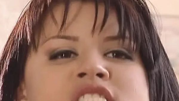 Play HD movie of : Eva Angelina Cute Teen Gets Facial Cumshot from Big Cock