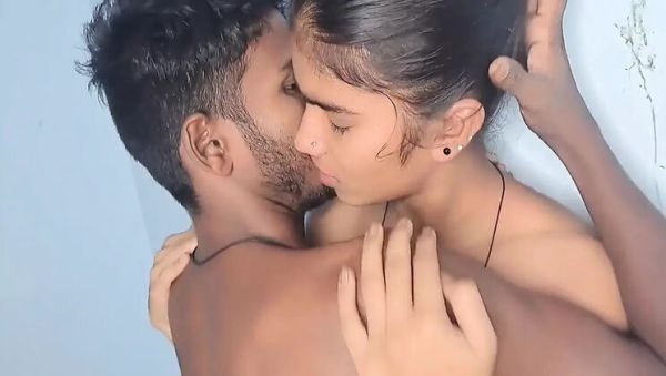 Play full clip named : Indian College Girlfriend Handjob and Fingering in Bathroom - Homemade Teen Sex with 18 Year Old Students