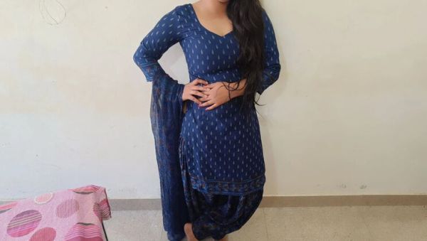 View the complete clip titled : Desi Muslim Stepsister Hot MMS Blowjob in Hindi