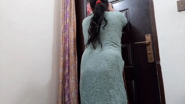 Enjoy watching HD movie titled : QueenbeautyQB Hot Maid Cleans Room and Gets Ready for Rough Sex in Hindi