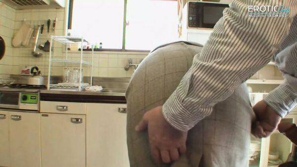 Stream this uncut scene called : Hot Asian Housewife Gets Horny at Work and Fucks Hard