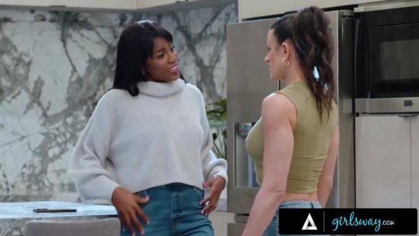 Watch this hardcore scene titled : Watch Radiant Penny Barber And Nicole Kitts Action