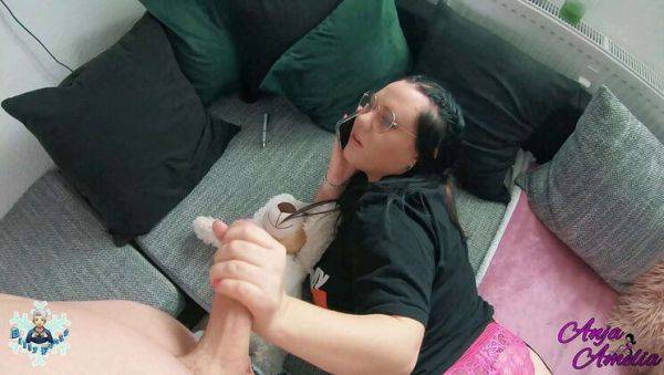 View the HD clip : Curvy German Beauty Anja Amelia Sucks and Fucks BBC While Chatting on Phone