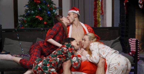 Stream full video called : Insolent young babes swap this dick between their muffs in amazing kinks