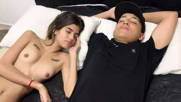 Play this hardcore clip : Young Stepsister Wakes Up Horny and Fucks Stepbrother in POV Creampie