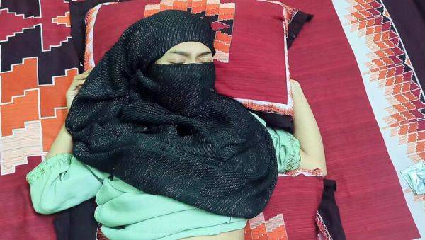 Enjoy watching the HD clip : Desi Bhabhi Gets Wild with House Manager - Hardcore Fucking & Hot Cowgirl Action