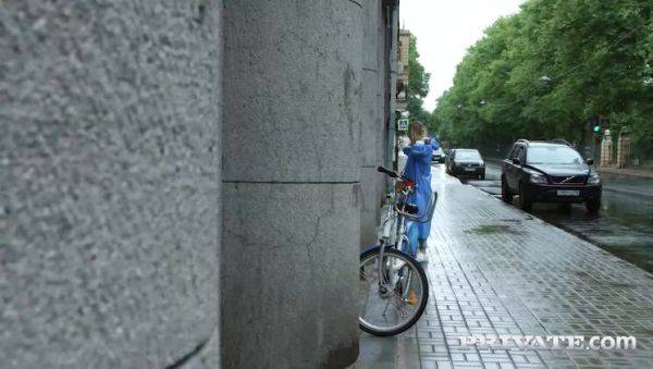 Enjoy watching the uncensored movie titled : Private Castings: Ria loves anal