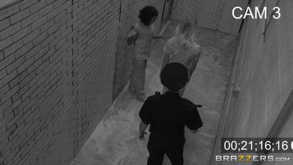 Enjoy watching the hardcore scene named : Orange Is The New Pussy With Nadia Styles, Natalia Starr, Skin Diamond - Brazzers