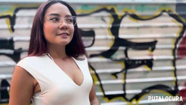 Watch hardcore scene named : Allison Sweet Swallows Torbe's Cum in Passionate Colombian Blowjob Scene