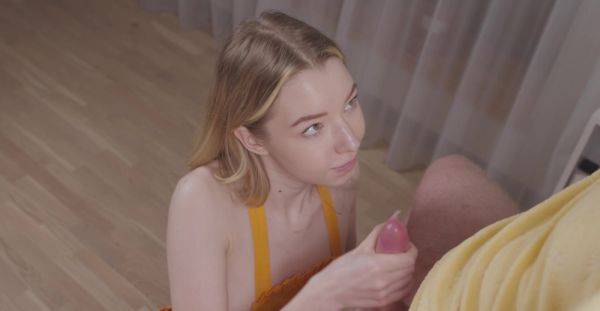 Watch this hardcore movie : Adorable y*** blonde gives head with grace until sperm pops on her face