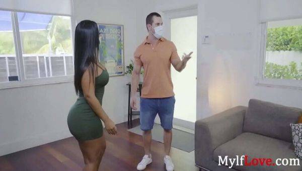 Enjoy watching uncensored video of : Busty Latina MILF Rose Monroe Strikes a Hot Deal with Big Tits and Big Ass