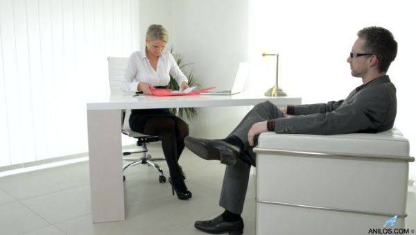 Stream the HD scene called : Hardcore