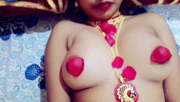 Enjoy watching this hardcore clip of : Desi Vuda Valentainday Quick Fuck - Indian Homemade HD