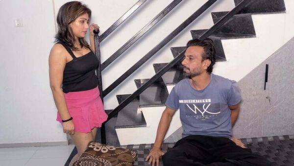 Enjoy watching the complete clip called : Indian Bhabhi Zoya Rathore Fucks Servant in Bedroom - Desi Homemade Sex