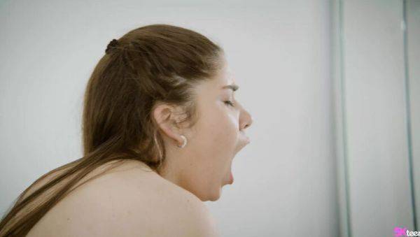 Watch uncensored video called : Curvy Chloe Lapiedra Takes a Huge Cumshot in Wild Hardcore Scene