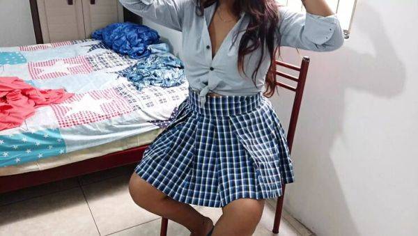 Watch HD clip titled : Curvy Indian Girl Fingering Herself Before College - HD Hindi Audio