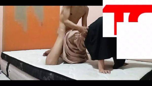 Stream the HD video named : Ex-Girlfriend Surprise: Hot Hijab Indonesian Girl Invites Me to Her Boarding House for Creampie Fun