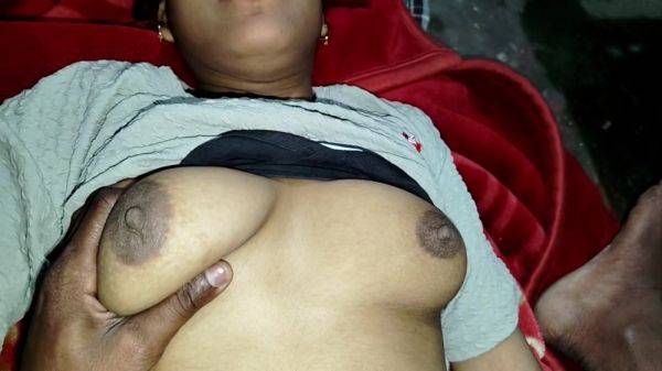 Watch this uncut scene : Indian Aunty Sex Hindi Audio With Hindi Sex