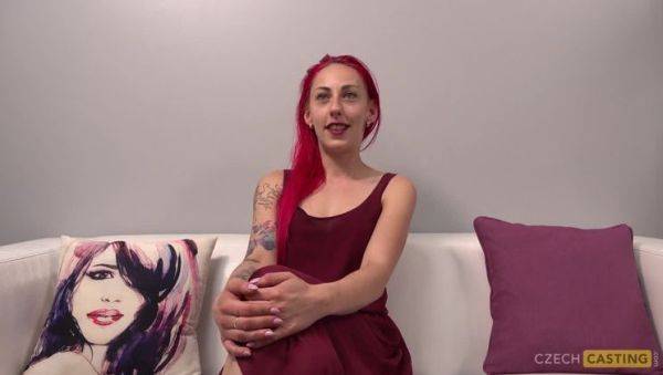 Play this full clip : Lenka 4795