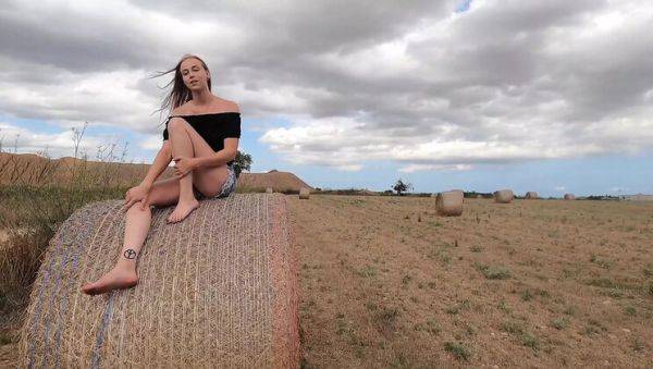 Stream the complete video titled : First Time Anal with Hot Blonde Sirena Sweet - Real Amateur Outdoor Fun