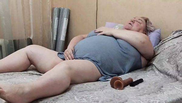 Enjoy watching the uncensored video : Hot MILF Zona901 Relaxes with Big Toys and Moans Loudly