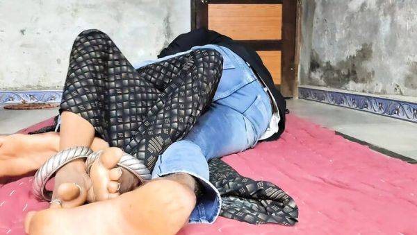 Play the hardcore scene of : Desi Bhabhi Gets Fucked Hard by Brother-in-Law in Steamy Homemade Sex