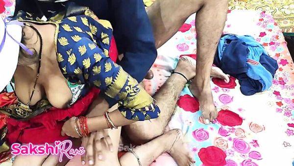 Play complete scene of : Hot Indian Desi Bhabi Sakshi's Steamy Homemade Sex in Hindi - Big Ass, Dirty Talk, and Moaning