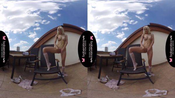 Play this uncensored clip called : Solo Blonde Beauty Is Masturbating, In Vr With Virtual Reality And Lena Love