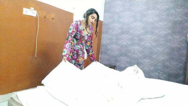 Stream the uncut video named : Hot Hindi Audio: Wife Calls Husband Early for Anal Fun at Home