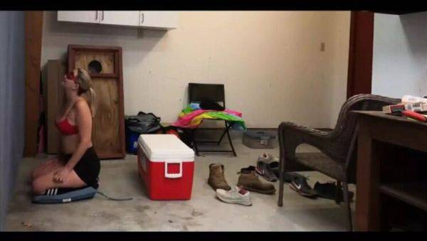 Watch the hardcore clip : Hot Blonde MILF ScarlettRavenXO Takes Off Condom at Gloryhole for Stranger