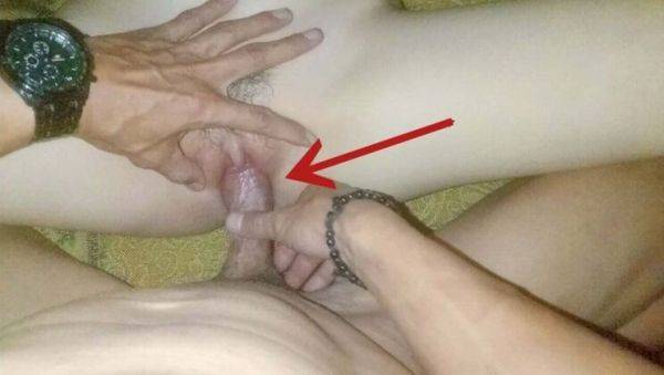 Enjoy watching this HD movie : Hot Indonesian Teen 18yo Loses Virginity - Homemade Amateur Sex Goes Viral