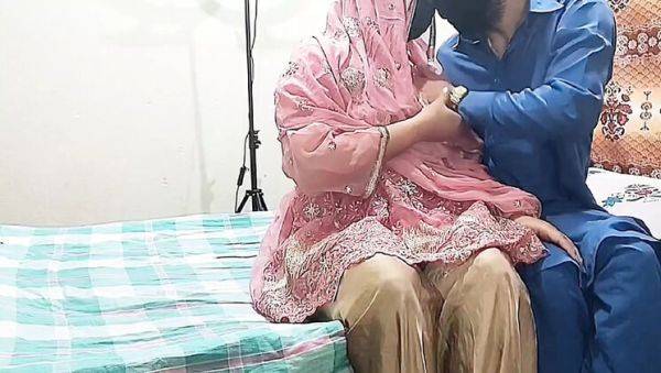 Enjoy watching this uncut scene of : Desi Indian Aunty Fucked Hard by Neighbor - Hot Village Sex with Clear Hindi Audio