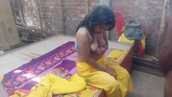 Stream the hardcore scene : Natural Desi Village Girl Hot Sex Video 2025 - Indian Amateur Babe in HD