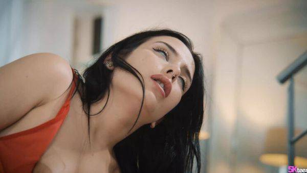 Stream uncensored scene called : Teen Brunette Maria Wars Takes Deep Cock in Tight Pussy