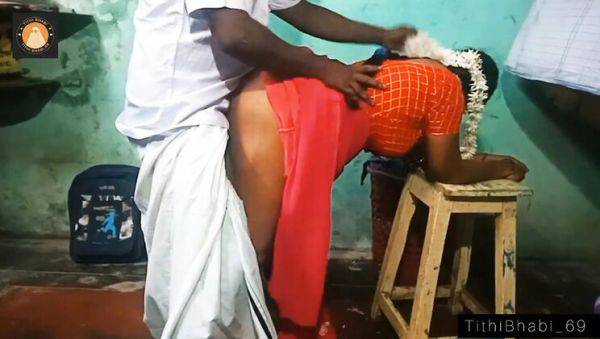 Play uncensored scene : Desi Aunty Gets Doggy Style Fuck from Husband in Hot Bengali Sex Scene