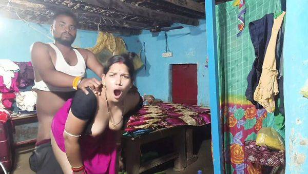 View uncut scene titled : Hot Bengali Housewife Sona Bhabhi Saree Removal and Boob Sucking in Village Fuck