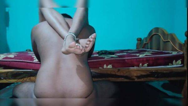 View hardcore movie of : Desi Couple Fucking Hard at Home - Telugubabhi Hot Action