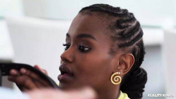 Play HD movie named : Hot Maid Lexi Luv Gets Fucked Hard By Xander Corvus - Big Tits & Cumshot