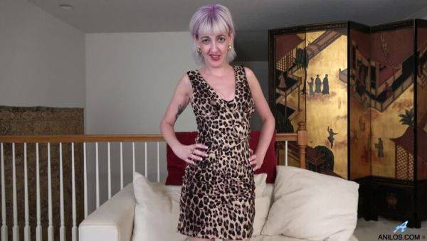 Play this full scene of : Glad You Came